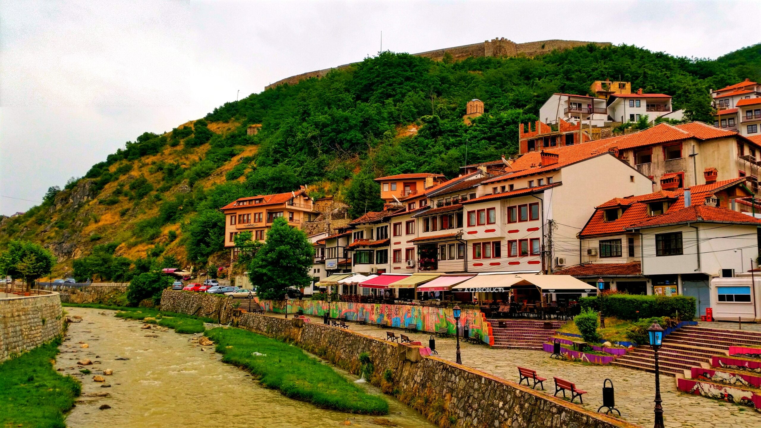 Prizren - foto door Qeriqi ardit - Own work, CC BY-SA 4.0